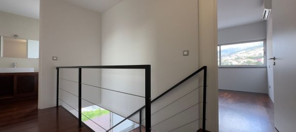 Casa de 3 dormitorios en Funchal, Portugal No. 84110 23