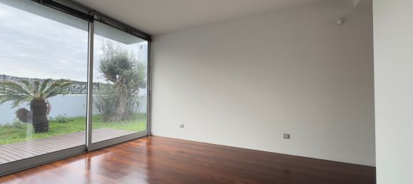 Casa de 3 dormitorios en Funchal, Portugal No. 84110 22