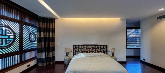 Casa de 4 dormitorios en Thu Duc, Vietnam No. 18552 16