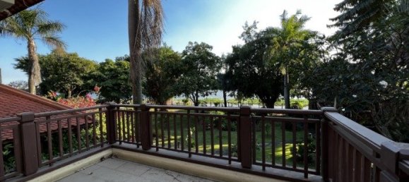 Casa de 4 dormitorios en Thu Duc, Vietnam No. 18552 18