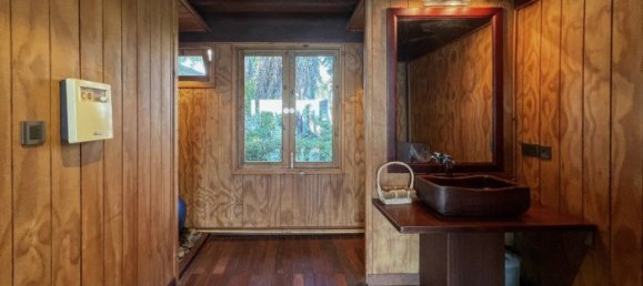 Casa de 4 dormitorios en Thu Duc, Vietnam No. 18552 2