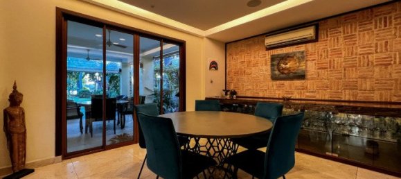 Casa de 4 dormitorios en Thu Duc, Vietnam No. 18552 27