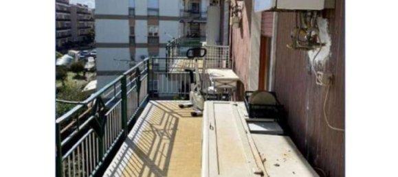 5 rooms Apartment in San Giorgio a Cremano, Italy No. 273489 2