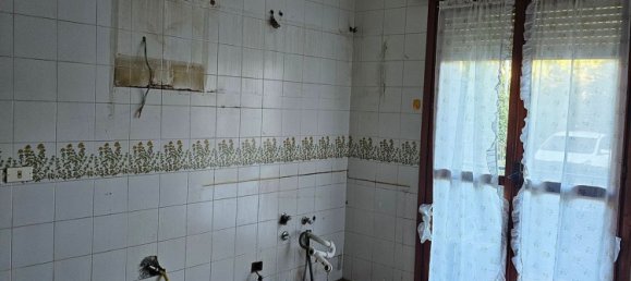 3-salle Appartement à Bordighera, Italy No. 254925 7
