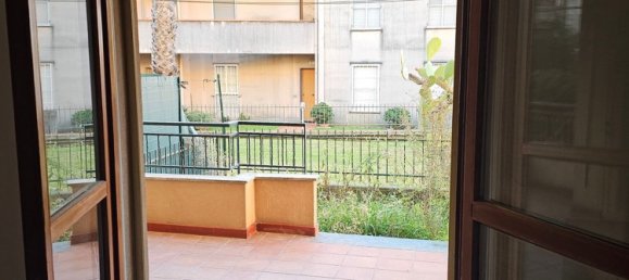 3-salle Appartement à Bordighera, Italy No. 254925 11