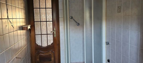 3-salle Appartement à Bordighera, Italy No. 254925 4