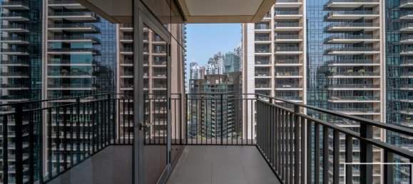 Квартира с 2 спальнями в Даунтаун Дубай (Даунтаун Бурдж Дубай), ОАЭ № 112446 17