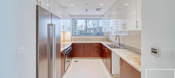 Квартира с 2 спальнями в Даунтаун Дубай (Даунтаун Бурдж Дубай), ОАЭ № 112446 5