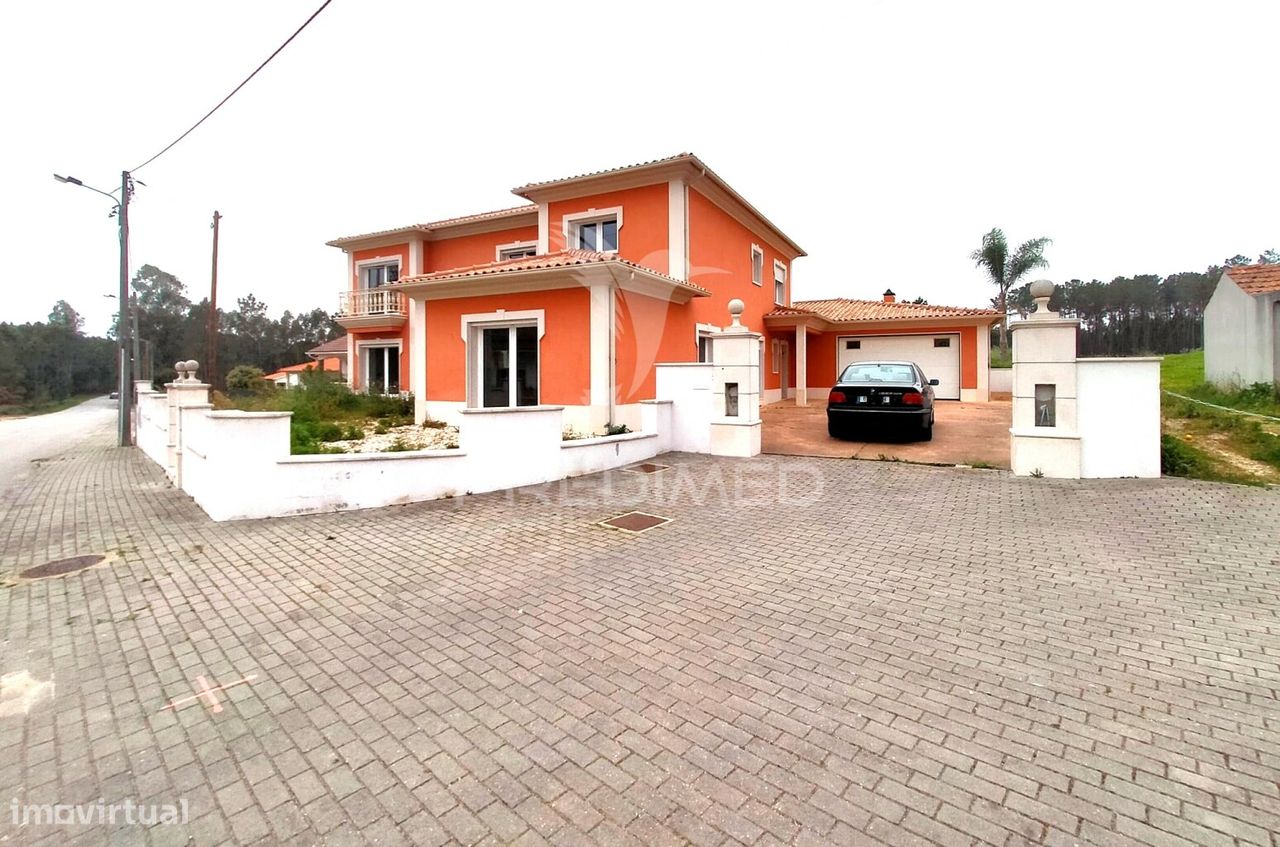 Casa de 6 dormitorios en Pombal, Portugal No. 175703