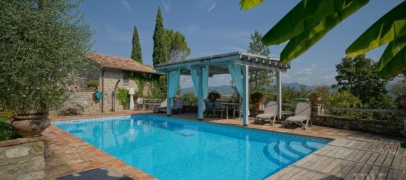 6 bedrooms House in Umbertide, Italy No. 320311 16