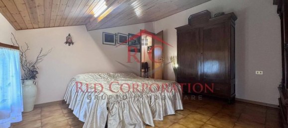 7 rooms House in Correggio, Italy No. 40848 14