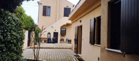 6 rooms Villa in Pescara, Italy No. 268971 2