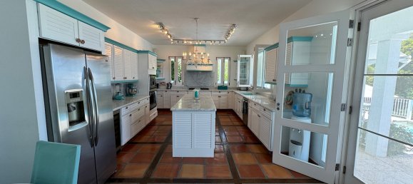 5 bedrooms Villa in Johnsons Point, Antigua and Barbuda No. 32 9