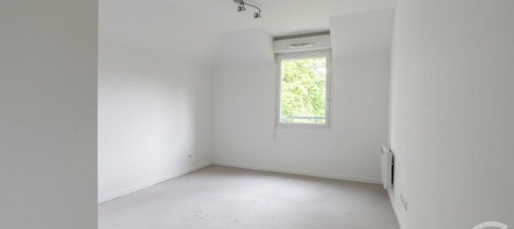 2 Schlafzimmer Wohnung in La Queue-en-Brie, France, Nr. 321764 12