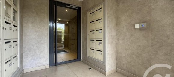 2 Schlafzimmer Wohnung in La Queue-en-Brie, France, Nr. 321764 3