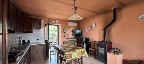 6 rooms Apartment in Forno Canavese, Italy No. 287764 11