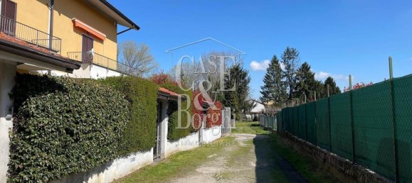 Дом с 5 комнатами в Червезина, Италия № 3586 31