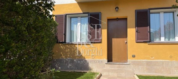 Дом с 5 комнатами в Червезина, Италия № 3586 2