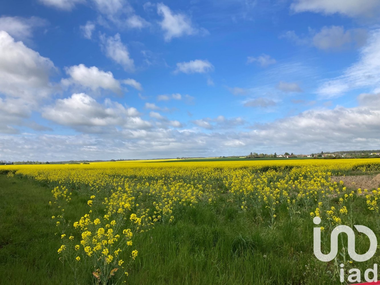  Land in Chuisnes, France No. 67787