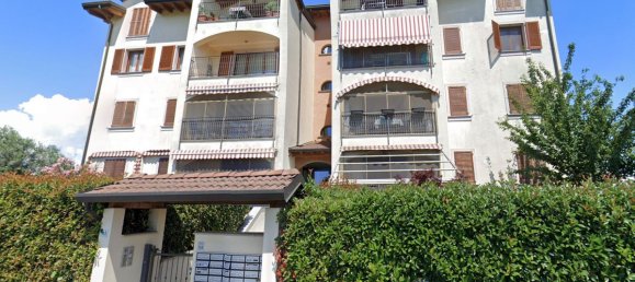 3-salle Appartement à San Zenone al Lambro, Italy No. 33906 2