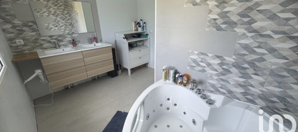 4 bedrooms House in Vaux-le-Penil, France No. 322239 18