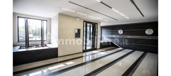 2 bedrooms Penthouse in Sesto San Giovanni, Italy No. 56295 4