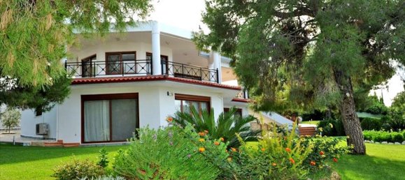 6 dormitorios villa en venta en Loutraki, Loutraki-Perachora-Agioi Theodoroi, Corinthia, Peloponnese, Peloponnese, Western Greece and the Ionian, Greece № 7540 2