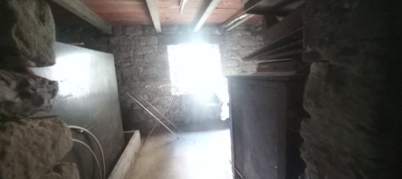 3 bedrooms House in Molazzana, Italy No. 79799 22