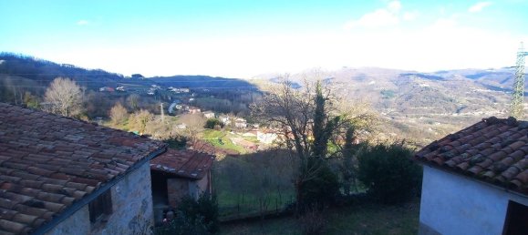 3 bedrooms House in Molazzana, Italy No. 79799 16