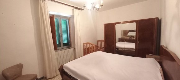 3 bedrooms House in Molazzana, Italy No. 79799 12