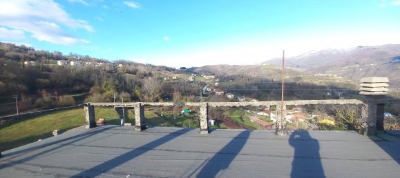 3 bedrooms House in Molazzana, Italy No. 79799 24