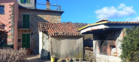 3 bedrooms House in Molazzana, Italy No. 79799 19