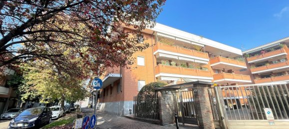 195m² Garage in Novara, Italy No. 230007 5