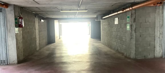 195m² Garage in Novara, Italy No. 230007 31