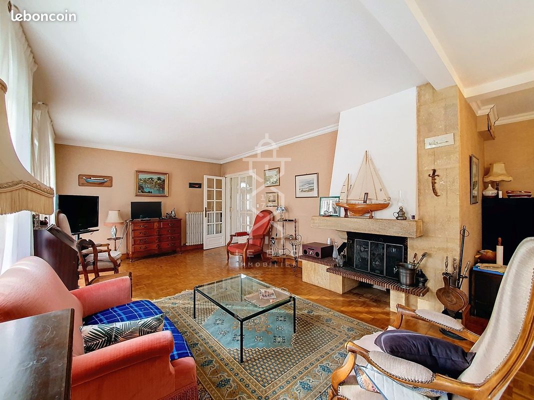 3 bedrooms House in Lorient, France No. 206120