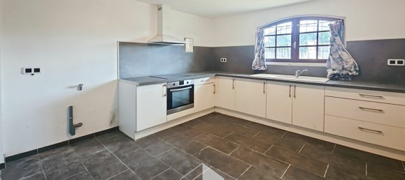 3 bedrooms House in Eysines, France No. 95757 8