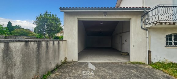 3 bedrooms House in Eysines, France No. 95757 12