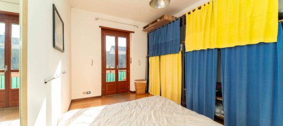 Квартира с 3 комнатами в Турин, Италия № 43573 9