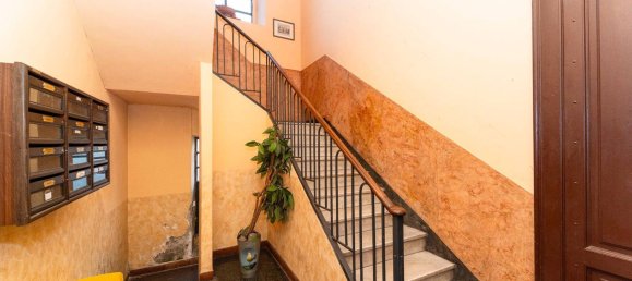 Квартира с 3 комнатами в Турин, Италия № 43573 6