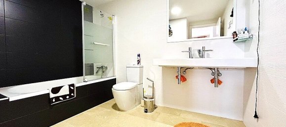 2 bedrooms Penthouse in Punta Prima, Spain No. 14941 14