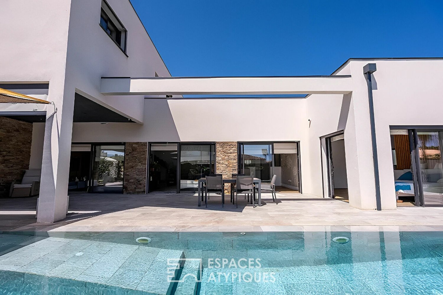 3 bedrooms Villa in Saint-Cyprien, France No. 361276