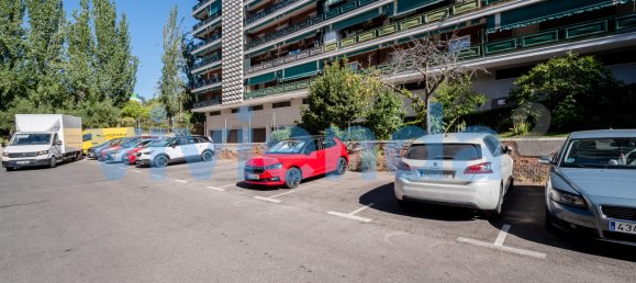 3 bedrooms Apartment in Madrid, Spain No. 174826 18