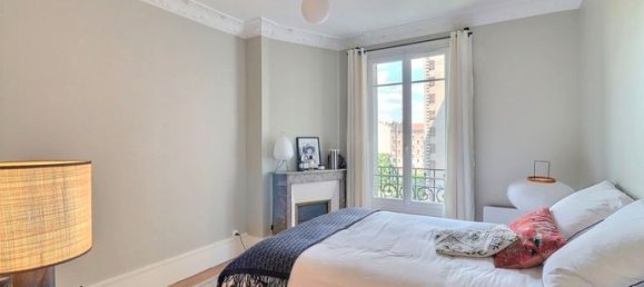 Apartamento de 3 dormitorios en Argenteuil, France No. 306663 10