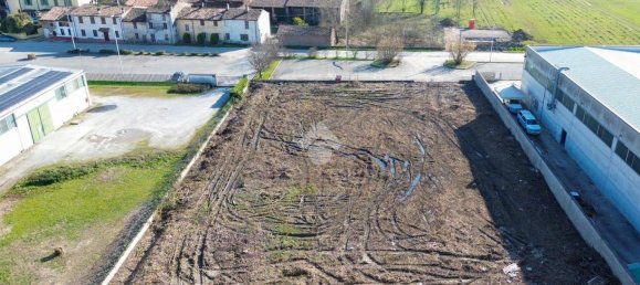 2200m² Land in Torre de' Picenardi, Italy No. 116686 4