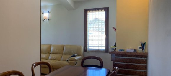 6 rooms House in Molinella, Italy No. 305879 5
