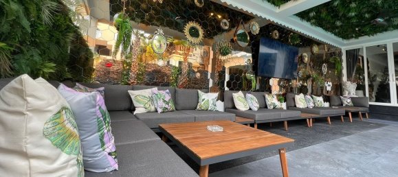 Villa de 8 dormitorios en Pattaya, Thailand No. 5754 4