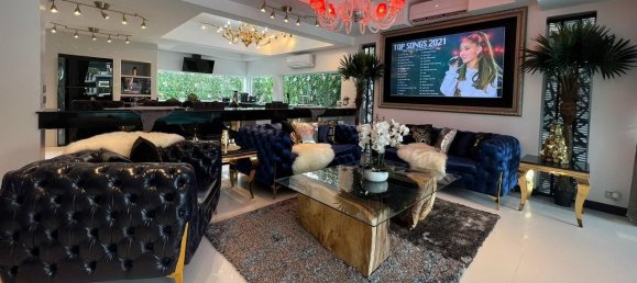 Villa de 8 dormitorios en Pattaya, Thailand No. 5754 15