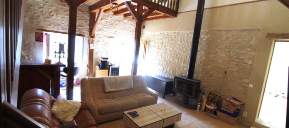 3 Schlafzimmer Haus in Blere, France, Nr. 220088 6