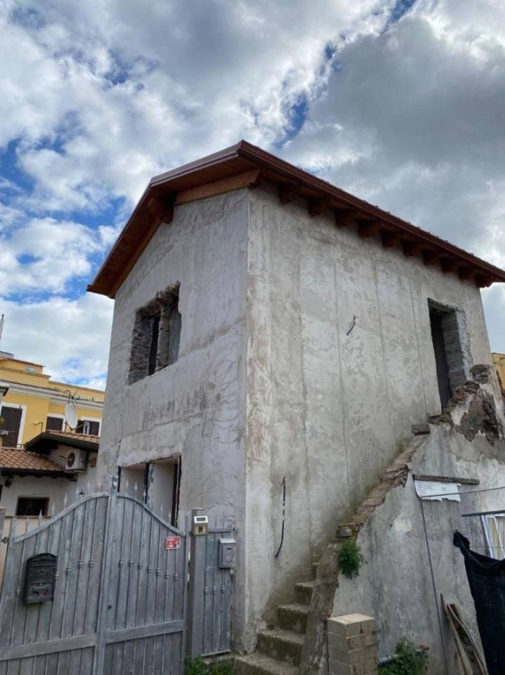 3 rooms House in Rome, Italy No. 35088