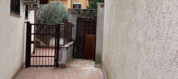 3 rooms House in Rome, Italy No. 35088 36